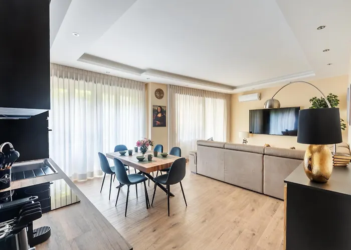 Apartment Dream Lll Rom